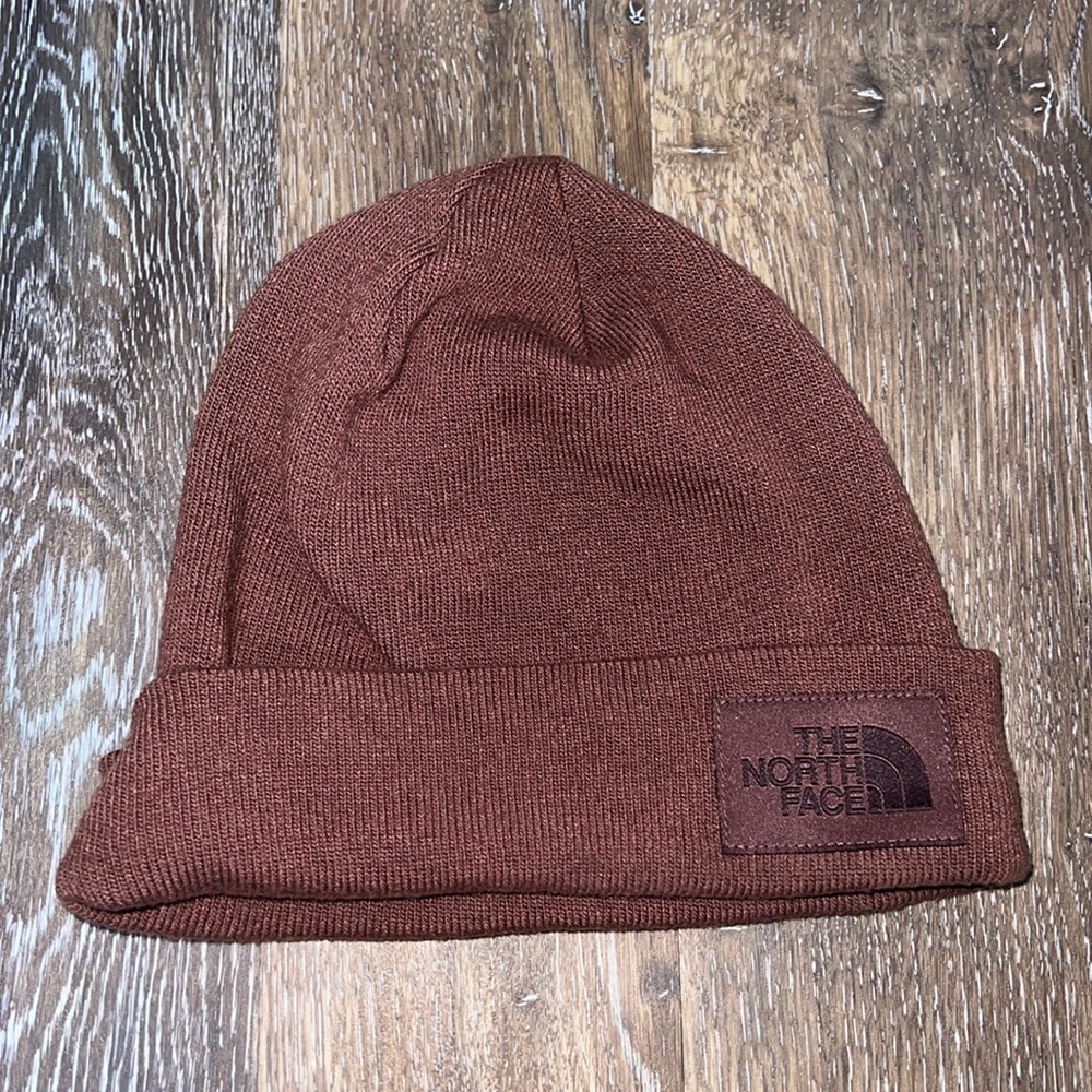 NWOT NORTH FACE WOMENS BEANIE
